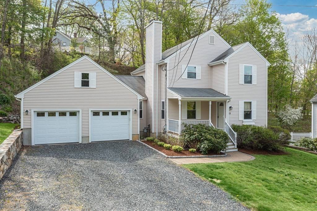 Framingham, MA 01701,15 Hillside Street