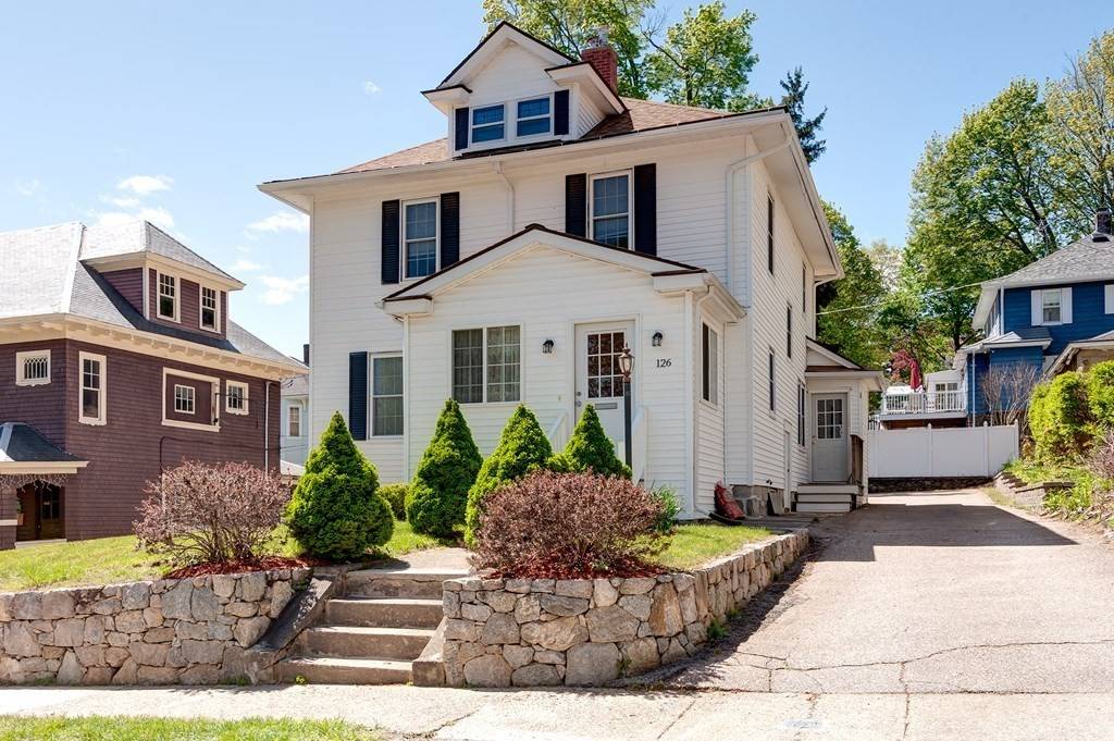 126 Morningside Rd, Worcester, MA 01602