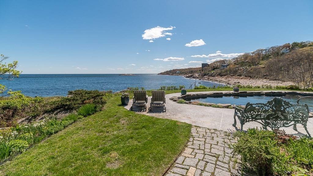 Gloucester, MA 01930,19 Mussel Point Way