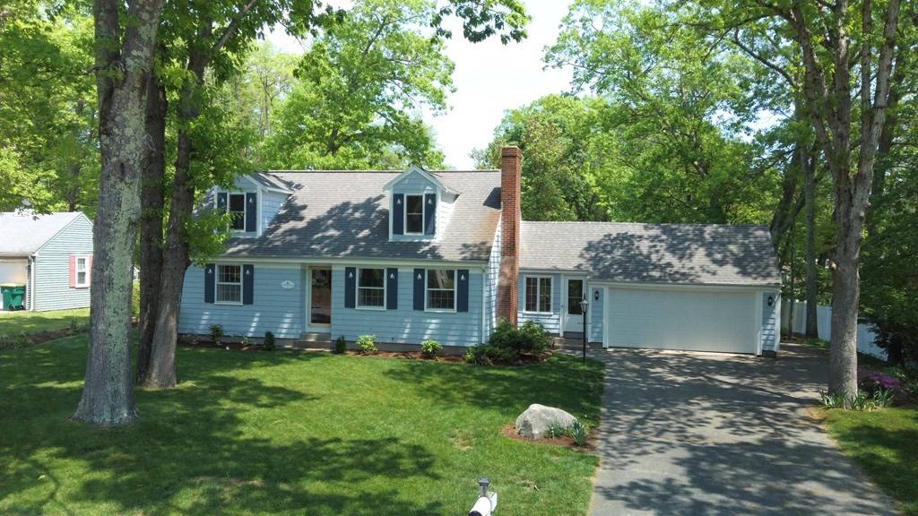 45 Anawan Rd, North Attleboro, MA 02760