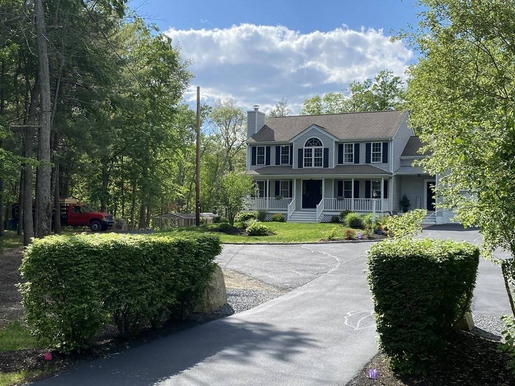 Abington, MA 02351,20 Crossman Cir