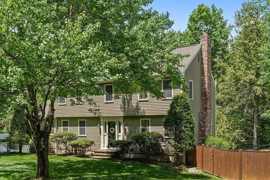 Groton, MA 01450,16 Throne Hill Rd