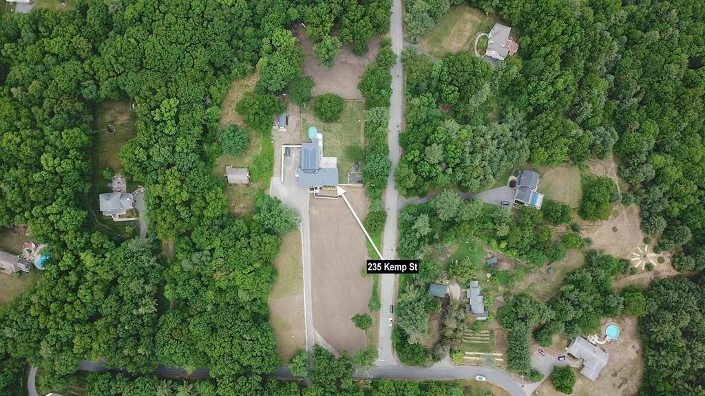 235 Kemp St, Dunstable, MA 01827