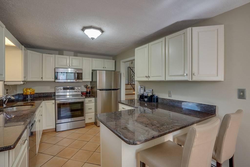 Bedford, MA 01730,40 Putnam Road