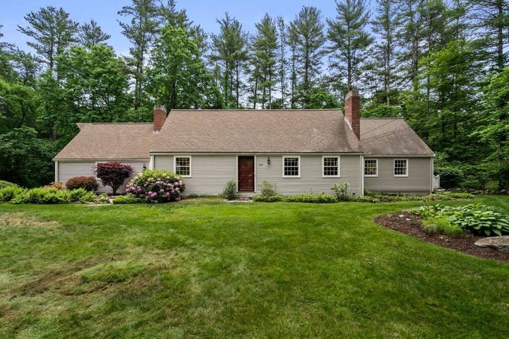 228 Willis Rd, Sudbury, MA 01776