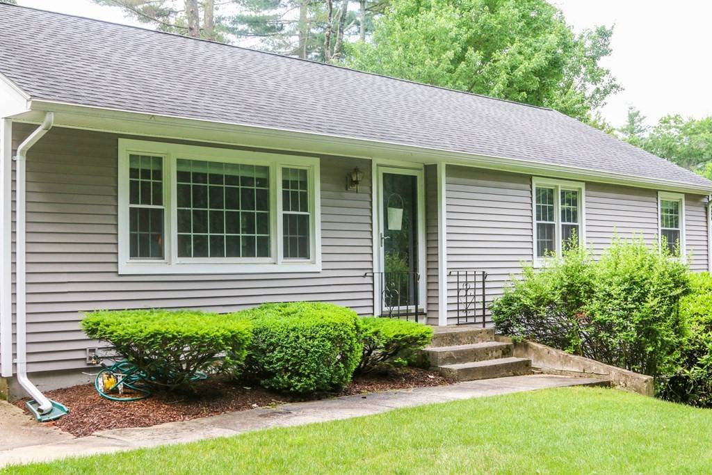 Wilbraham, MA 01095,3 Horseshoe Lane