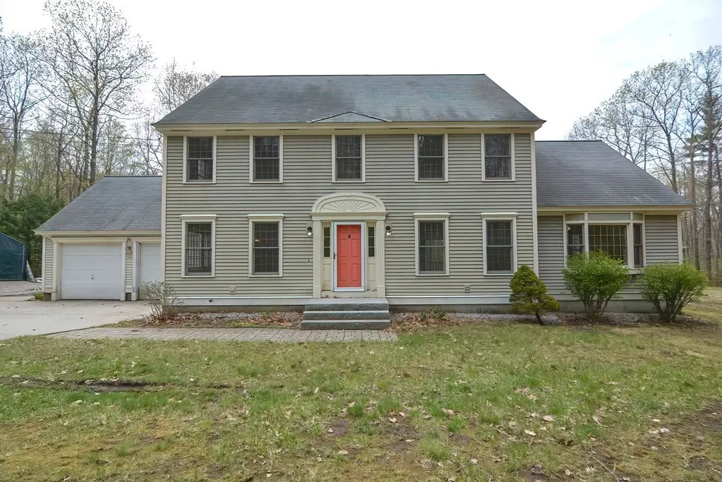 Pepperell, MA 01463,38 Bayberry St