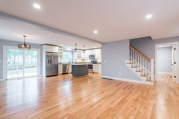 24 Sequoia Drive, Kingston, MA 02364