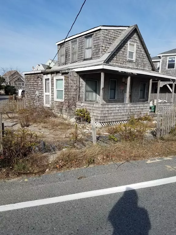 15 Bay Ave, Marshfield, MA 02050