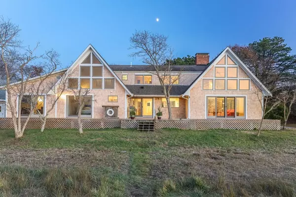 Wellfleet, MA 02667,500 Lt Island Road