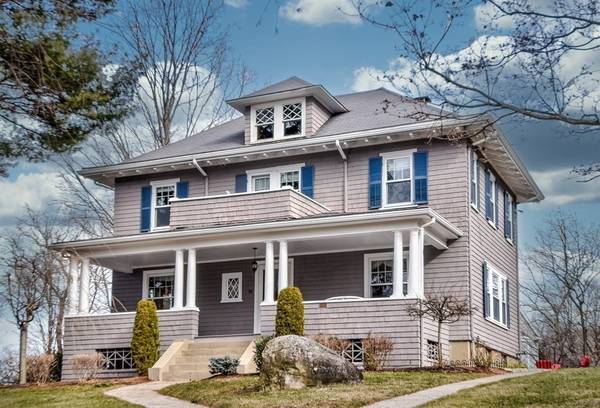 14 Oakland Street, Wellesley, MA 02481