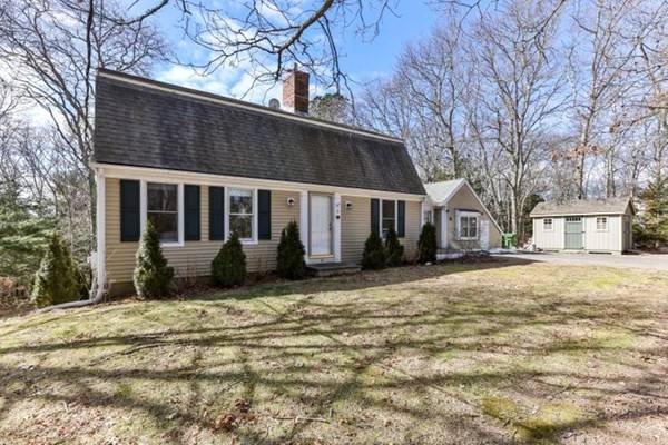 9 Fox Hill Ln, Sandwich, MA 02537