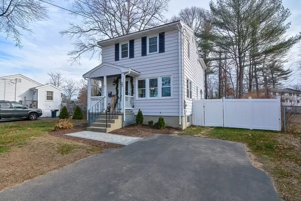 25 Alden Street, Mansfield, MA 02048