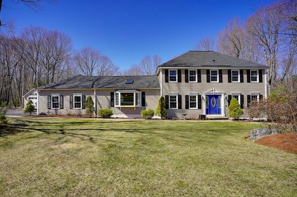 33 Nevada Rd, Tyngsborough, MA 01879