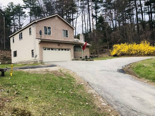 18 Laurelwood Rd, Sterling, MA 01564