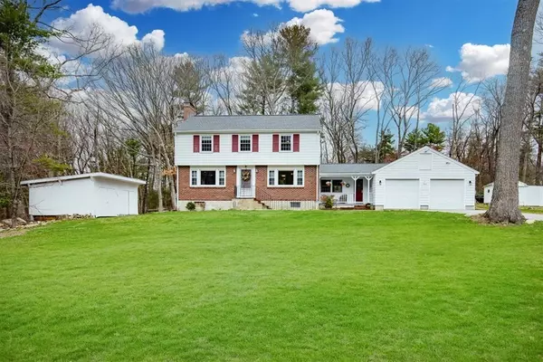 Billerica, MA 01821,11 Putney Circle