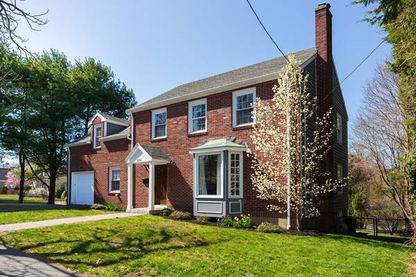 236 Pleasant St, Milton, MA 02186