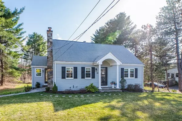 58 Bridge St, Medfield, MA 02052