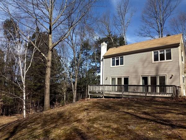 134 Frizzell Hill Rd, Leyden, MA 01337