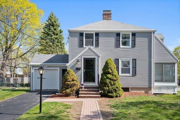 5 Farmington Road, Newton, MA 02465