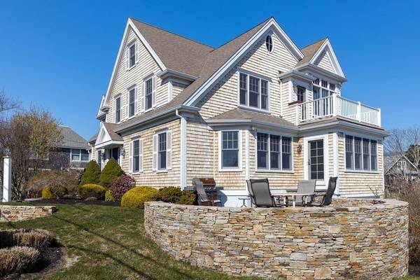 Yarmouth, MA 02673,22 Highland St