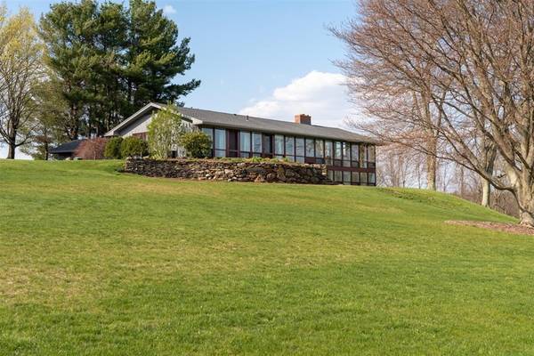 590 South Rd, Holden, MA 01520