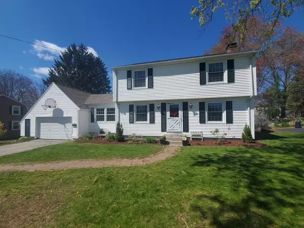 North Andover, MA 01845,75 Meadow Ln