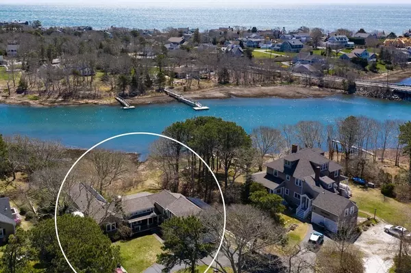 9 Herring Run, Harwich, MA 02671