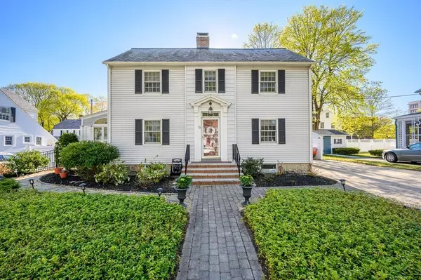 22 Arundel St, Andover, MA 01810