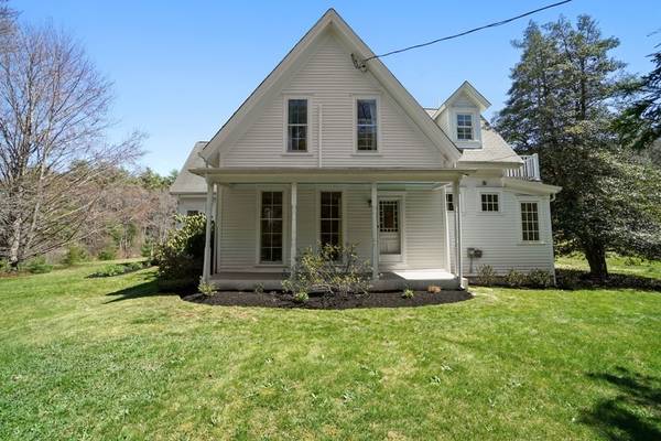 12 Indian Pond Rd, Kingston, MA 02364