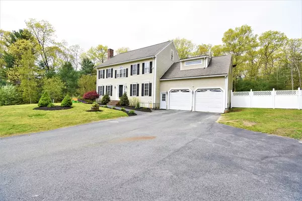 26 Rush Pond Rd, Lakeville, MA 02347