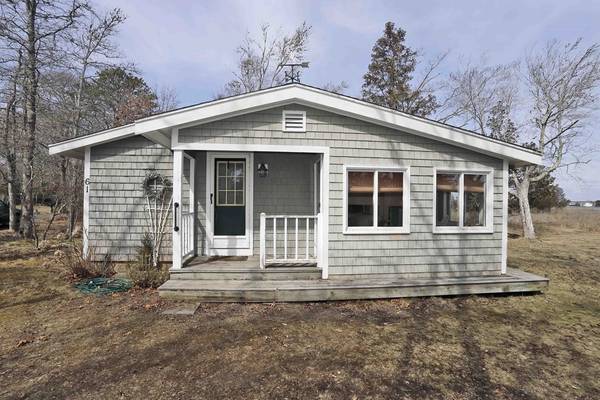 61 Dexter Rd, Marion, MA 02738