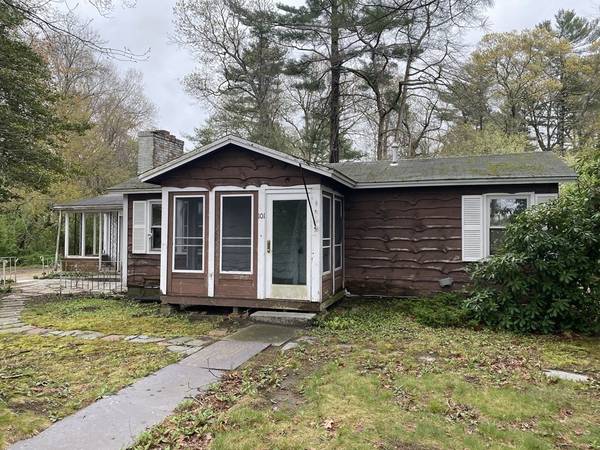 101 Annawon Drive, Halifax, MA 02338