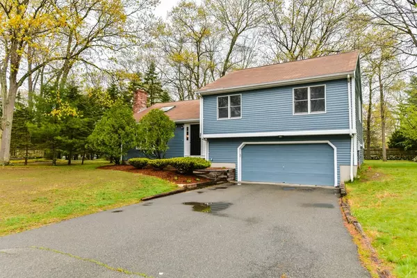 85 Erica Drive, Stoughton, MA 02072