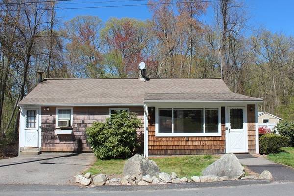 15 Knoll Road, Hopkinton, MA 01748