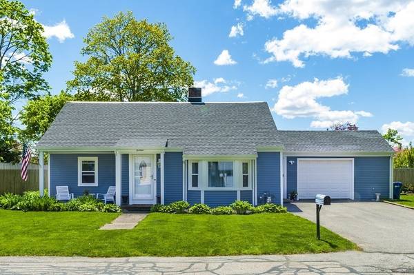 16 Pershing, Seekonk, MA 02771