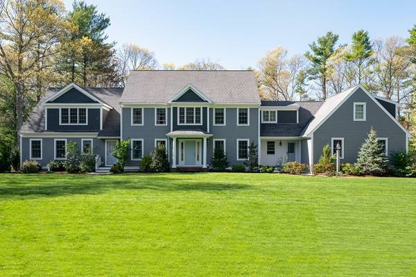 13 Macfarlane Dr, Kingston, MA 02364