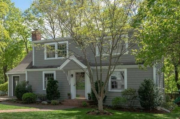 9 Ledgelawn Ave, Lexington, MA 02420