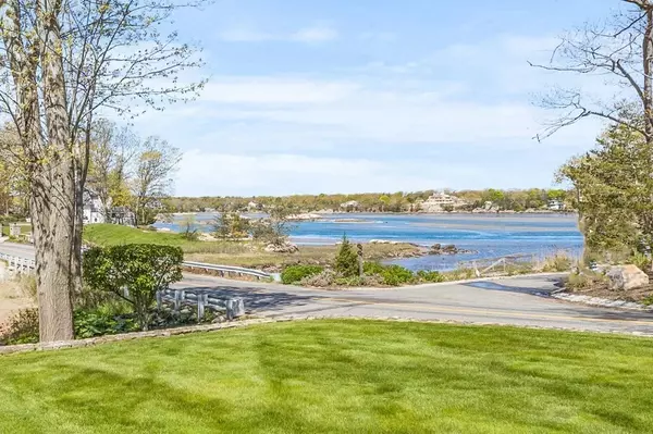 145 Beach St, Cohasset, MA 02025