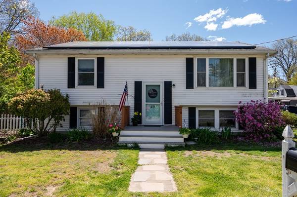 40 West Ave, Kingston, MA 02364