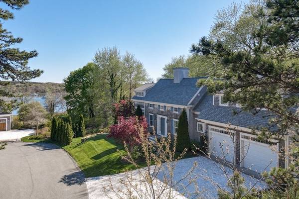 16 Captain Cove Ln, Chatham, MA 02650