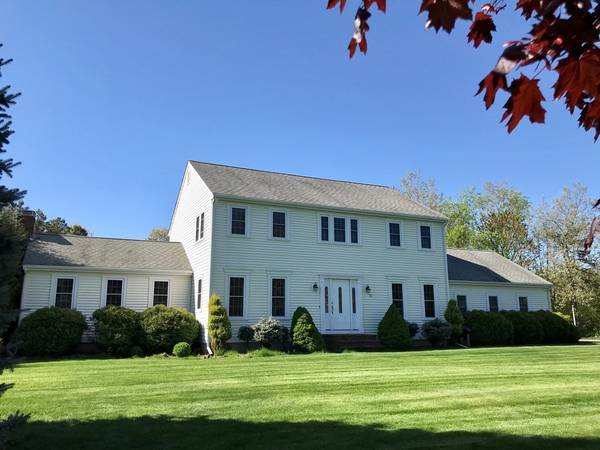 Plainville, MA 02762,11 Landau Road