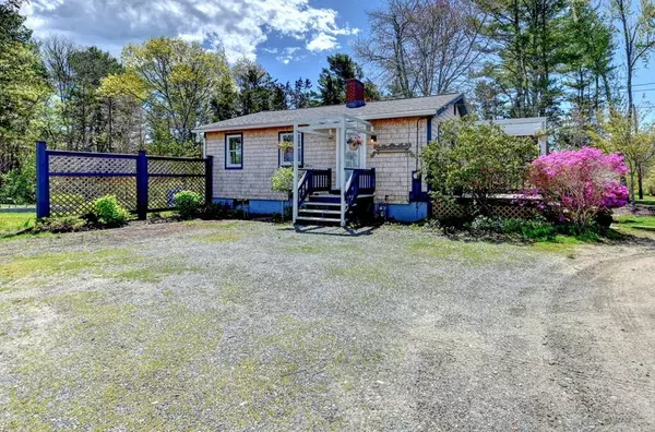 Westport, MA 02790,1530 Drift Road