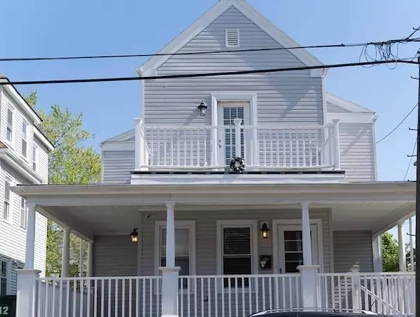 47 Cutler St, Winthrop, MA 02152