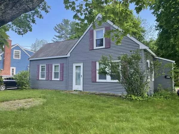 631 Central St, East Bridgewater, MA 02333