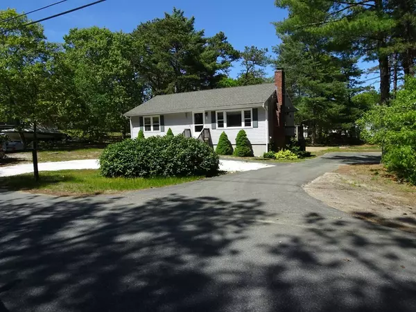 14 Bluebird Ave, Wareham, MA 02538