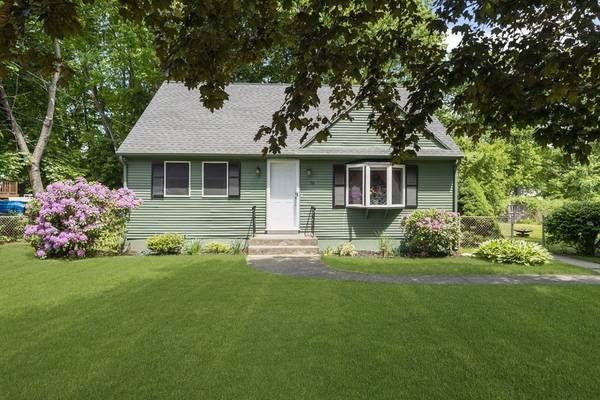 36 Spencer Rd, Smithfield, RI 02828