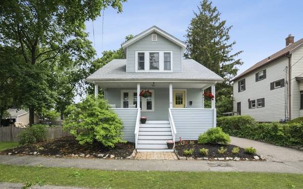 10 Garfield Ave, Norwood, MA 02062