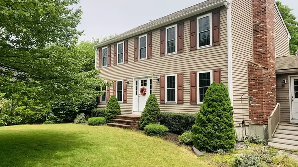 Norton, MA 02766,5 Fieldstone Cir