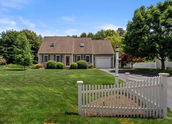 40 High Ridge Drive, Bourne, MA 02532